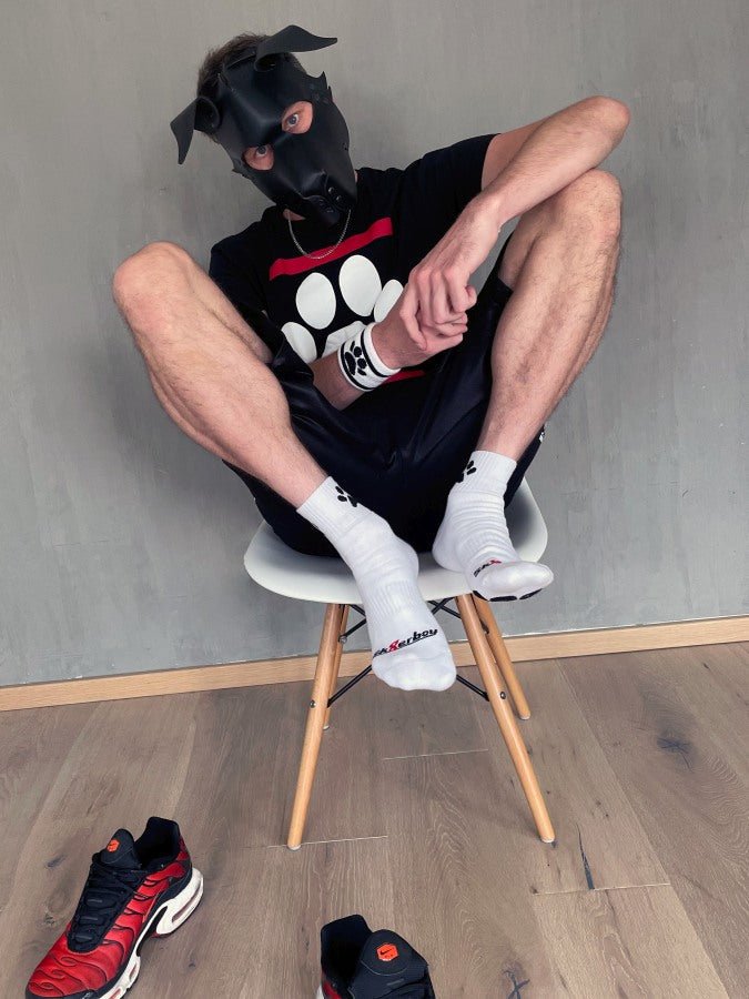 Puppy Play und Masken: Der richtige Umgang mit Fetisch Bekleidung - noodosz