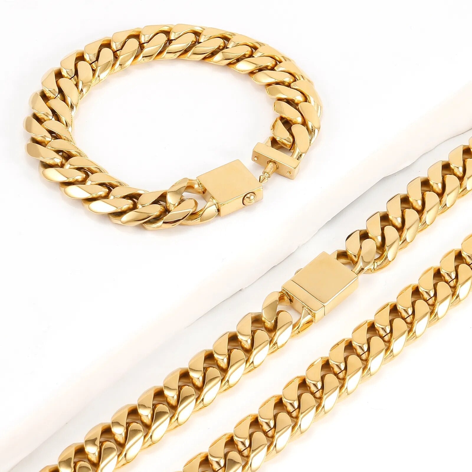 16mm Goldene Miami Curb Cuban Link Kette aus 316L - Edelstahl - Hip Hop Halskette - NiZED - Shop Deutschland Noodosz