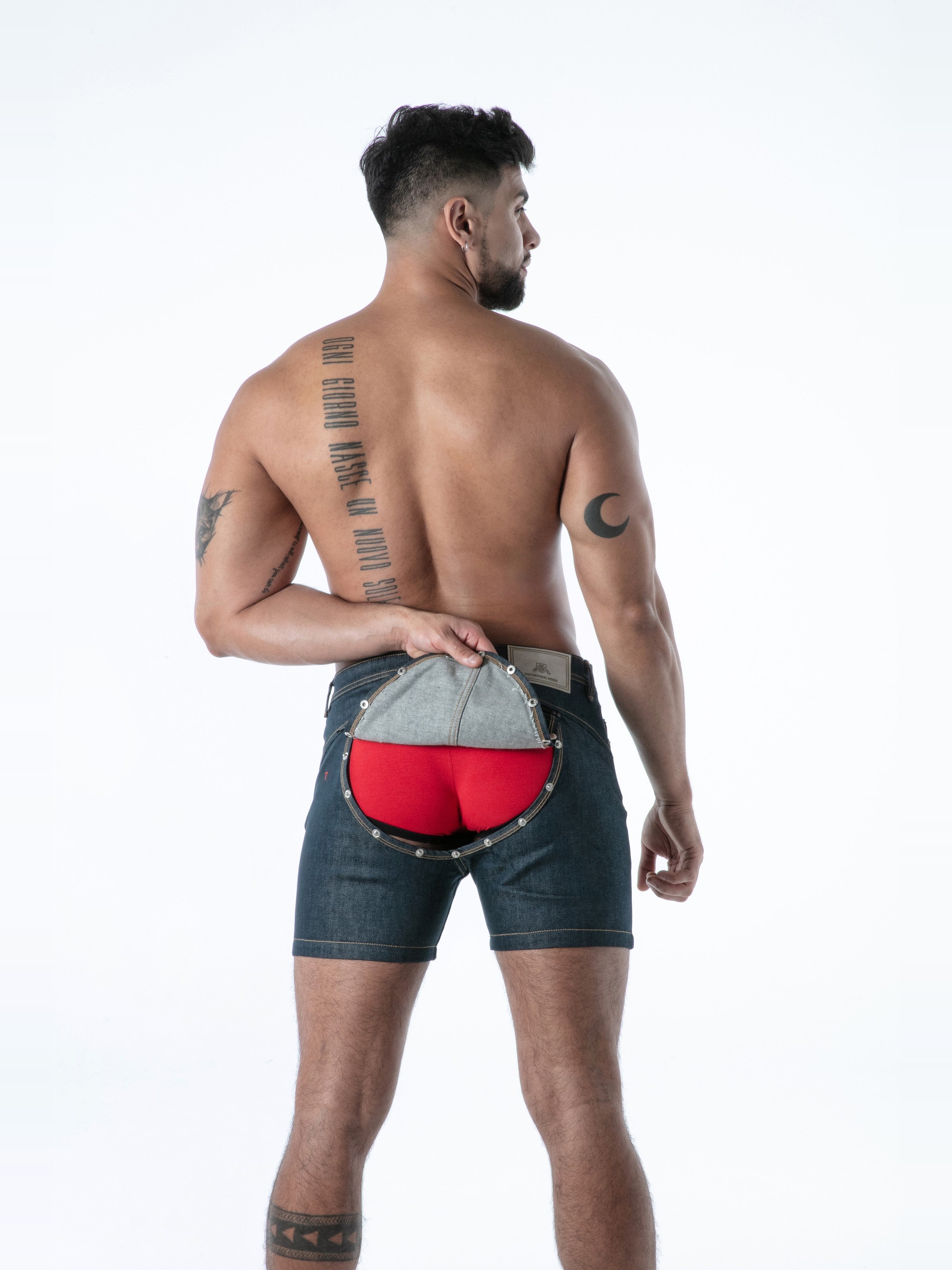 Raw Denim Backless Shorts, kurze Jeanshose