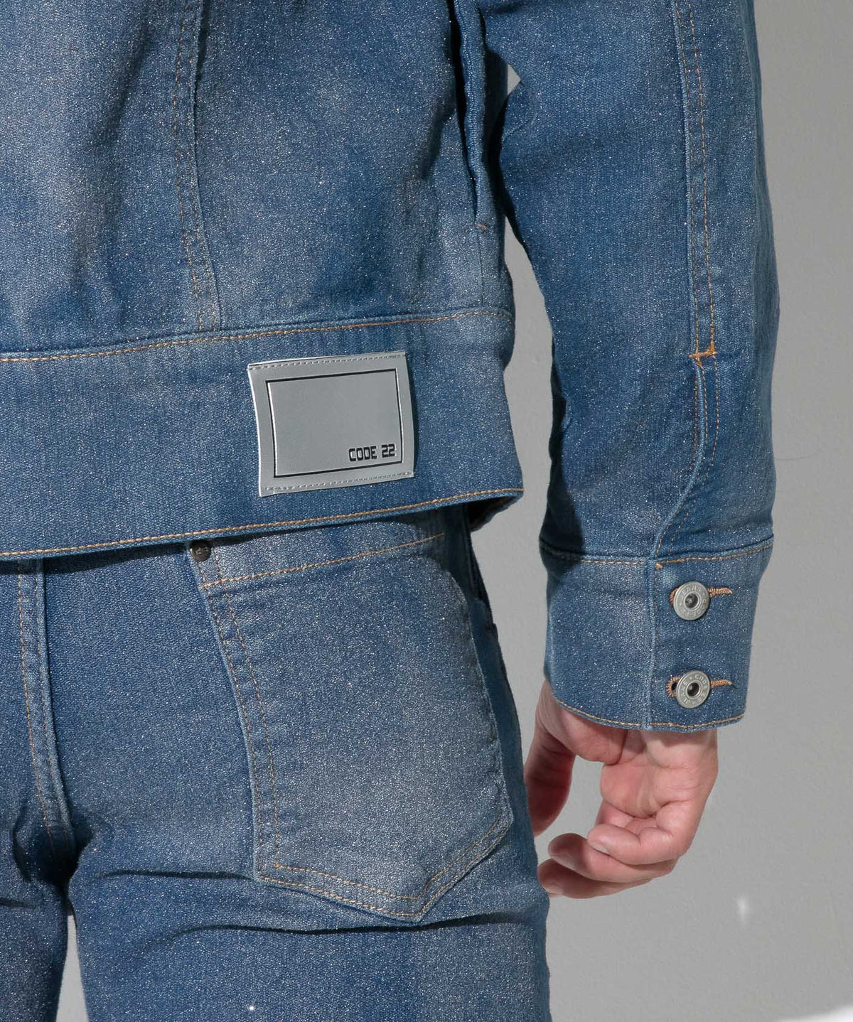 Metallic-Jeansjacke 9832 – Silber - Code 22 - Shop Deutschland Noodosz