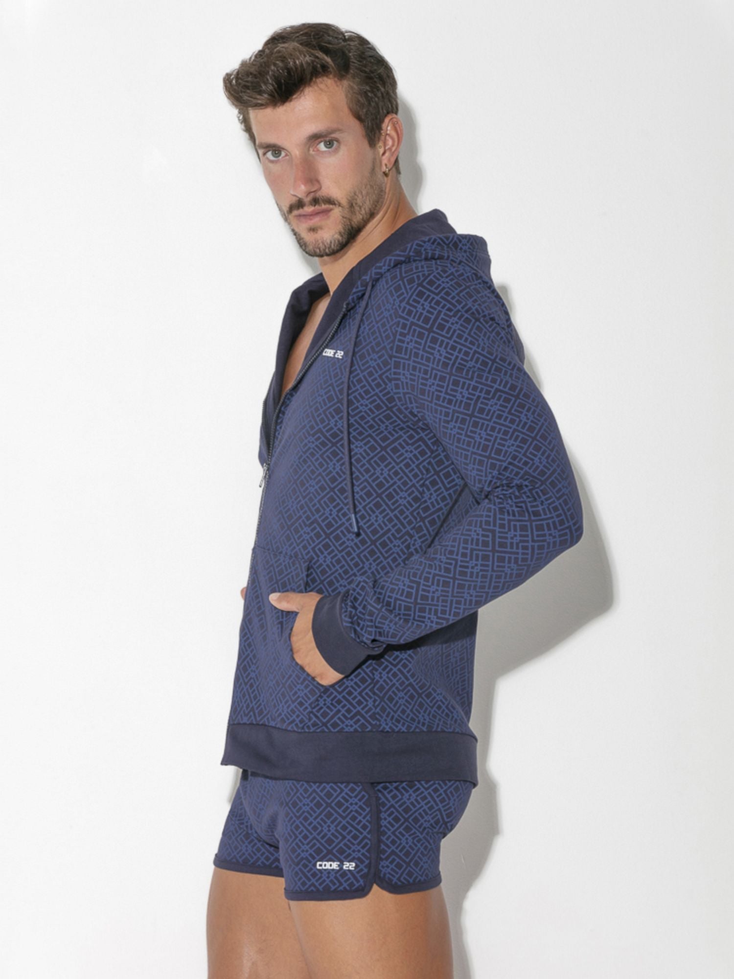 CODE 22 GEO HOODY 9811 - Kapuzenpulli - noodosz CODE 22 GEO HOODY 9811 - Kapuzenpulli Code 22 Kleidung & Accessoires:Herren:Herrenmode:Fitnessmode:Sport-Kapuzenpullover & -Sweatshirts nudosz.myshopify.com
