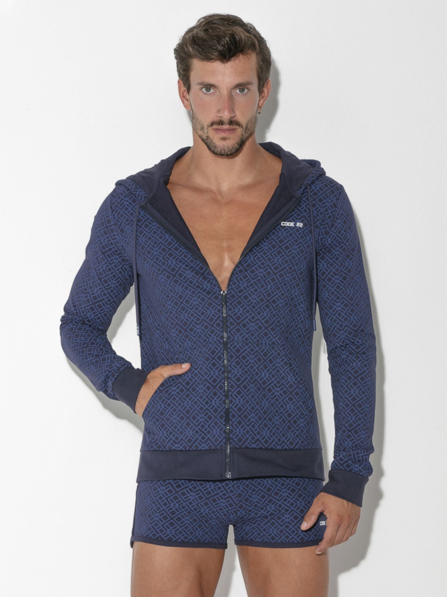 CODE 22 GEO HOODY 9811 - Kapuzenpulli - noodosz CODE 22 GEO HOODY 9811 - Kapuzenpulli Code 22 Kleidung & Accessoires:Herren:Herrenmode:Fitnessmode:Sport-Kapuzenpullover & -Sweatshirts nudosz.myshopify.com