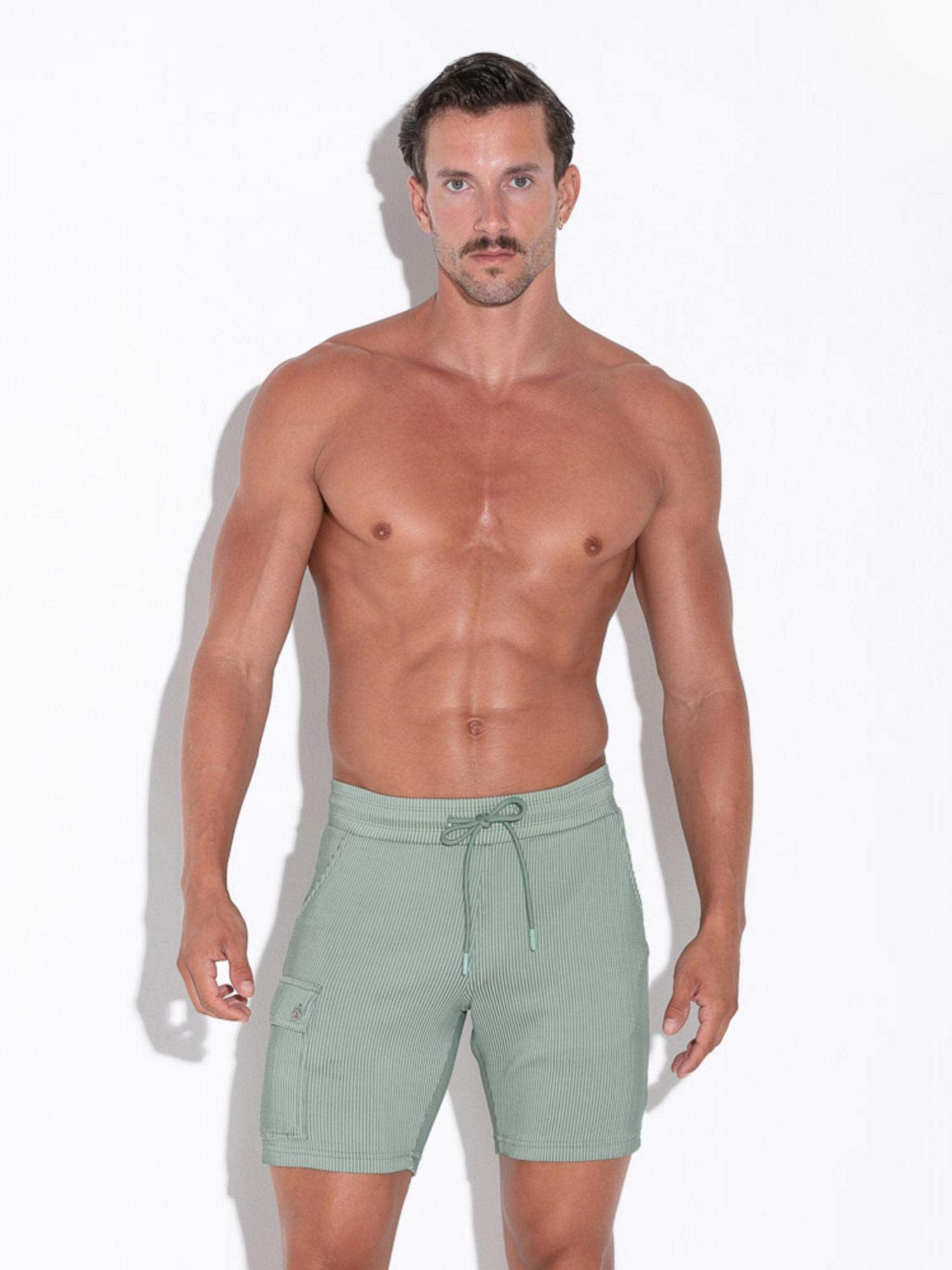 CODE 22 REFLEX SHORT - 9744 Gymshort, kurze Sporthose - Code 22 - Shop Deutschland Noodosz