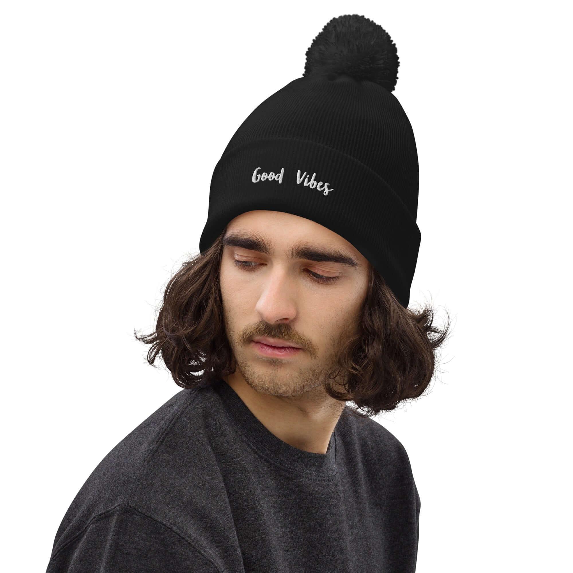 TOV Bommel - Beanie | GOOD VIBES (Schwarz) * Unisex - Time Of Vibes - Shop Deutschland Noodosz